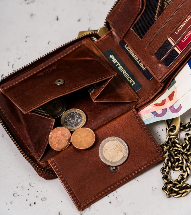 96b3b54a6826534a69d998498145b23b.jpg